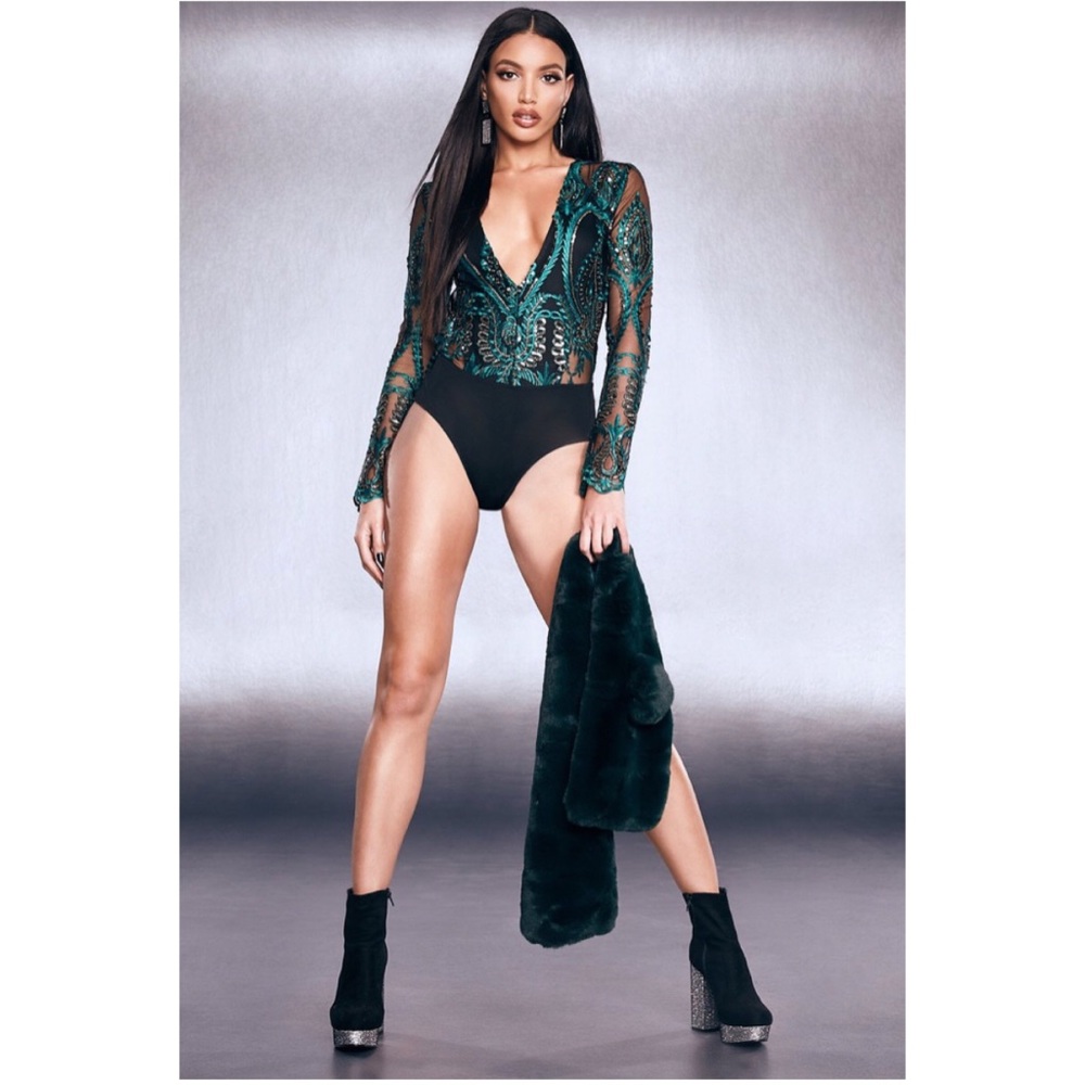NWT Boohoo Premium Embellished Plunge Bodysuit